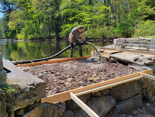 scott_pouring_slab